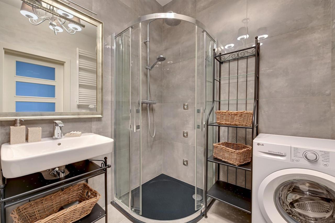 Apartments Riva - Nadmorski Dwor Premium Γκντανσκ Εξωτερικό φωτογραφία